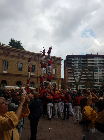 20190519M-F.M.de Nou Barris.Castellers de Barcelona i Bordegassos.20190519_134312.jpg